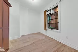 140 W 69th St, New York, NY 10023 - Photo 5