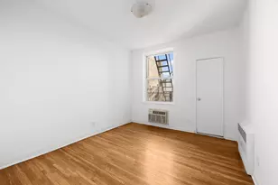 521 E 88th St, New York City, NY 10128 - Photo 7