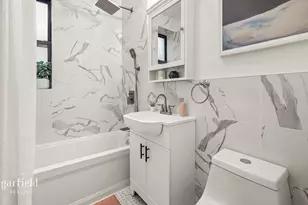 409 Avenue C, New York City, NY 11218 - Photo 5