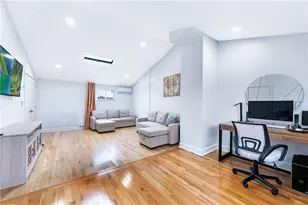 15 Cove Ln, New York City, NY 11234 - Photo 11