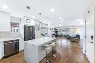 15 Cove Ln, New York City, NY 11234 - Photo 3