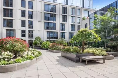 500 W 45th Street #707, New York City, NY 10036 - Photo 11