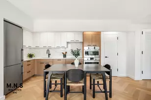 22-54 46th St, New York City, NY 11105 - Photo 3