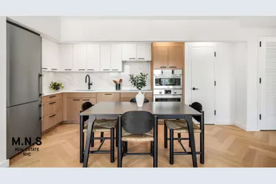 22-54 46th Street #703, Astoria, NY 11105 - Photo 3