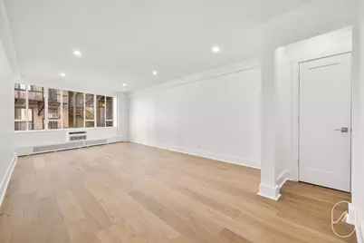 15 W 12th Street #7A, New York City, NY 10011 - Photo 3