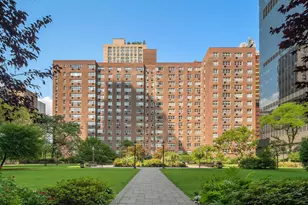 30 W 60th St, New York, NY 10023 - Photo 9