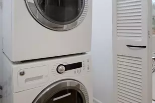 407 E 12th St, New York, NY 10009 - Photo 3