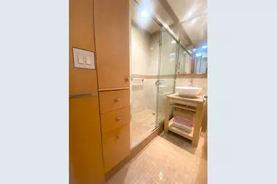 305 E 24th Street #PHJ, New York, NY 10010 - Photo 5