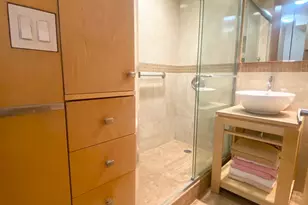 305 E 24th St, New York, NY 10010 - Photo 5