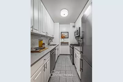 310 E 46th Street #11-D, New York City, NY 10017 - Photo 5