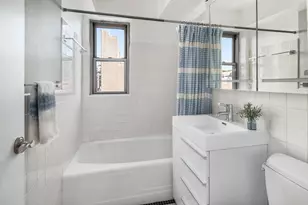 175 W 13th St, New York City, NY 10011 - Photo 9