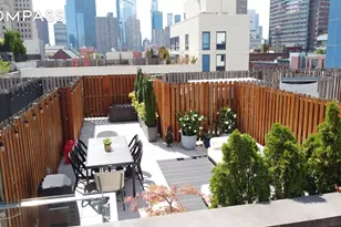 454 W 54th St, New York City, NY 10019 - Photo 9