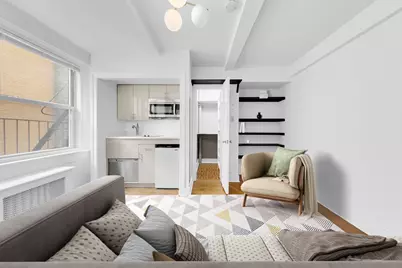 321 E 43rd Street #607, New York, NY 10017 - Photo 1