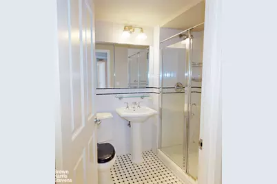 300 W 135th Street #4J, New York City, NY 10030 - Photo 5