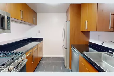 300 W 135th Street #4M, New York City, NY 10030 - Photo 5