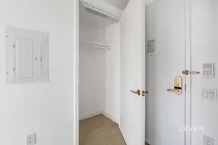 3 Ct Square, Long Island City, NY 11101 - Photo 11