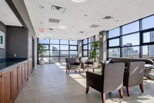 250 E 87th St, New York City, NY 10128 - Photo 17