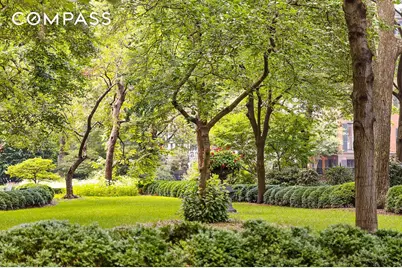 26 Gramercy Park S #5F, New York, NY 10003 - Photo 7