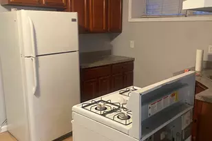 454 Lorimer St, New York City, NY 11206 - Photo 11