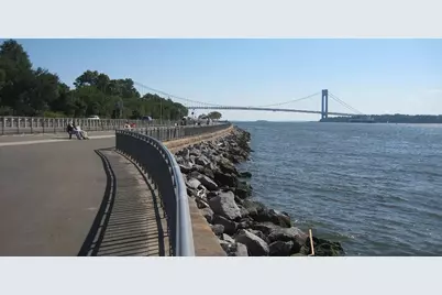 7002 Ridge Boulevard #E14, Brooklyn, NY 11209 - Photo 15