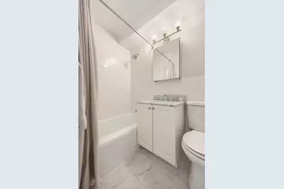 233 E 70th Street #14R, New York, NY 10021 - Photo 5