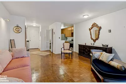 155 W 68th Street #618, New York City, NY 10023 - Photo 3