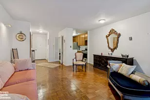 155 W 68th St, New York, NY 10023 - Photo 3