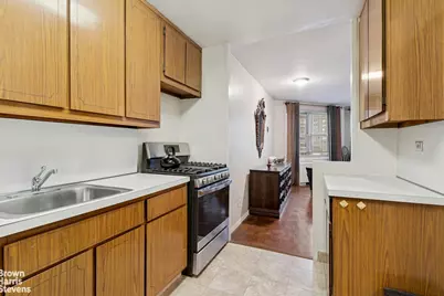 155 W 68th Street #618, New York City, NY 10023 - Photo 7