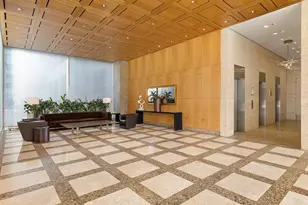 322 W 57th St, New York City, NY 10019 - Photo 5