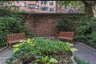 440 E 56th St, New York, NY 10022 - Photo 11