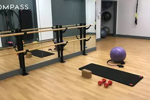 400 E 56th St, New York, NY 10022 - Photo 11