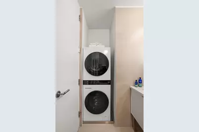 1 Irving Place #V16D, New York, NY 10003 - Photo 7