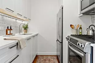 200 E 94th St, New York, NY 10128 - Photo 7