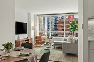 200 E 94th St, New York, NY 10128 - Photo 5