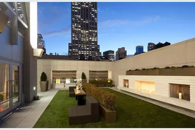 400 Fifth Avenue #51A, New York City, NY 10018 - Photo 13