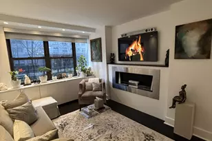 305 E 40th St, New York, NY 10017 - Photo 9