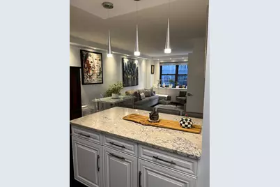 305 E 40th Street #2M, New York, NY 10017 - Photo 3