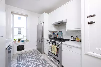574 44th Street #3C, Brooklyn, NY 11220 - Photo 5
