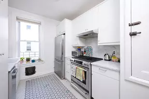 574 44th St, Brooklyn, NY 11220 - Photo 5