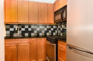 9 Barrow St, New York City, NY 10014 - Photo 3