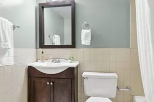 536 W 43rd St, New York, NY 10036 - Photo 7