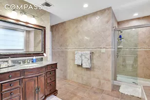 215 Lawrence Ave, New York, NY 10310 - Photo 23