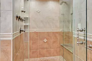 215 Lawrence Ave, New York, NY 10310 - Photo 19