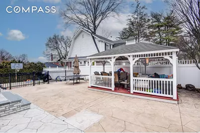 215 Lawrence Avenue, New York City, NY 10310 - Photo 33