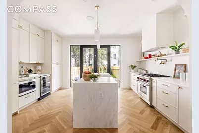 287 Midwood Street, New York City, NY 11225 - Photo 5