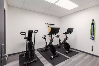 625 Main Street #733, New York City, NY 10044 - Photo 11