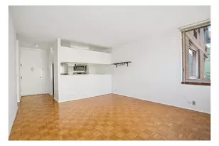 235 E 40th St, New York City, NY 10016 - Photo 5