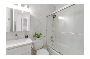 235 E 40th St, New York City, NY 10016 - Photo 13