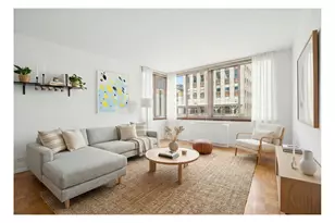 235 E 40th St, New York City, NY 10016 - Photo 3
