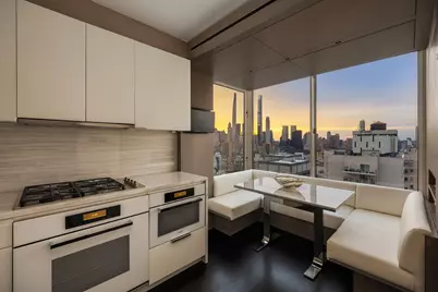 200 E 69th Street #31C, New York, NY 10021 - Photo 9